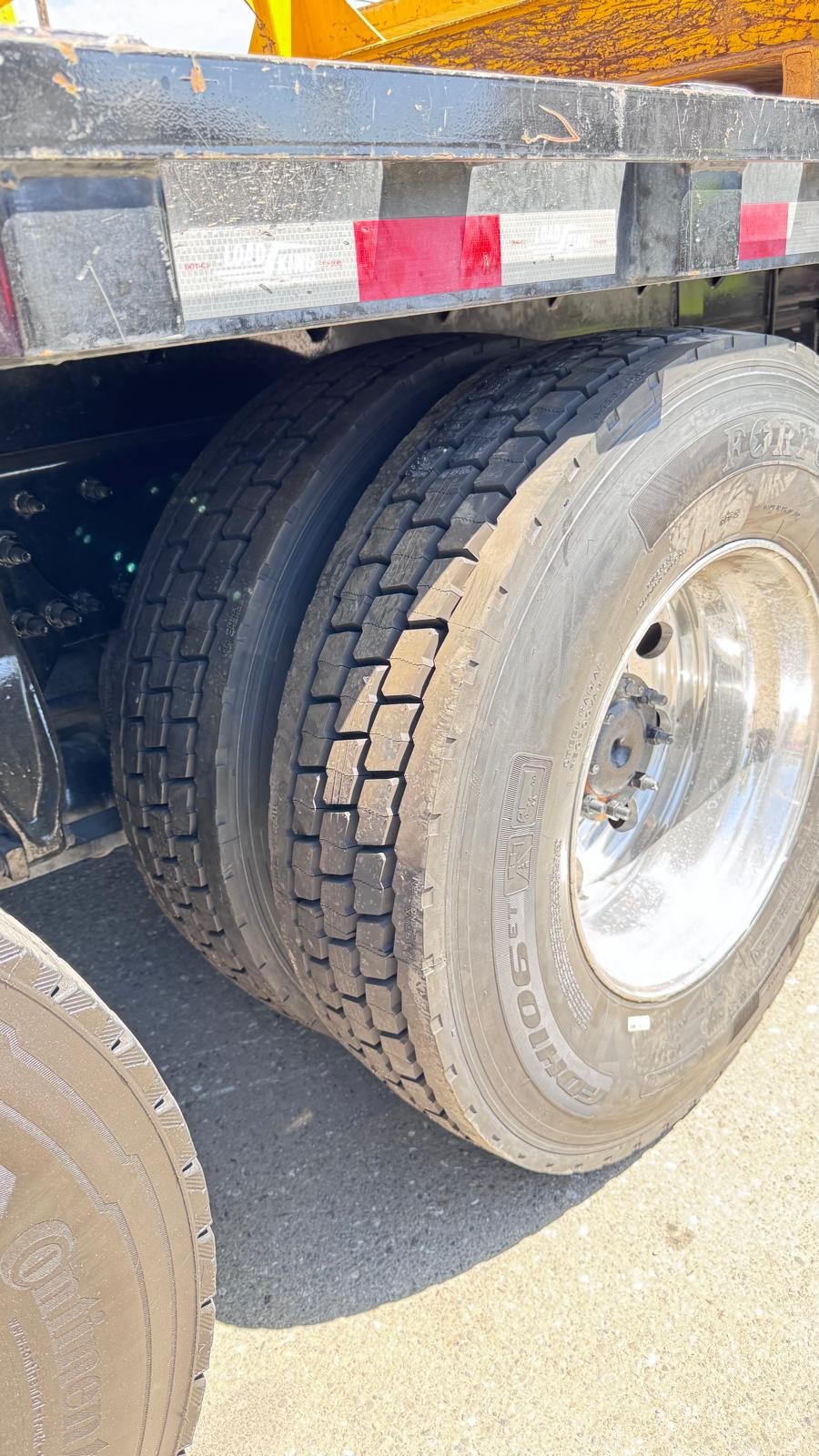 IVAN'S COMMERCIAL TIRES SERVICE · Gallery #108