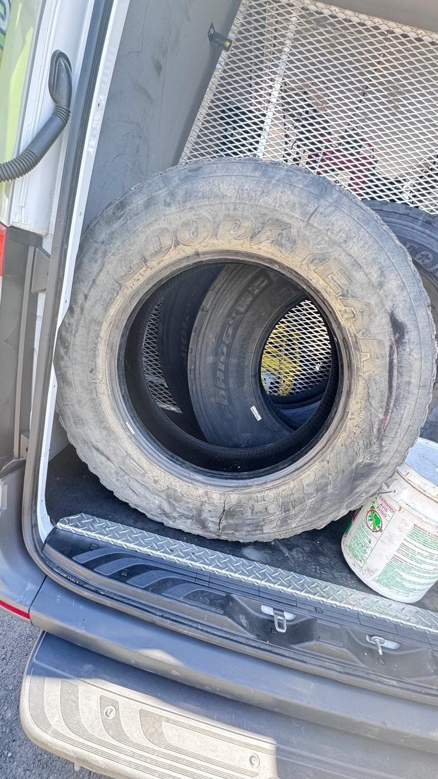 IVAN'S COMMERCIAL TIRES SERVICE · Gallery #83